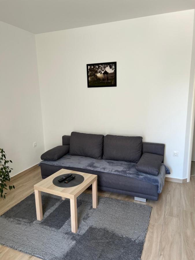 Apartment Sunrise With Private Parking Пула Екстериор снимка